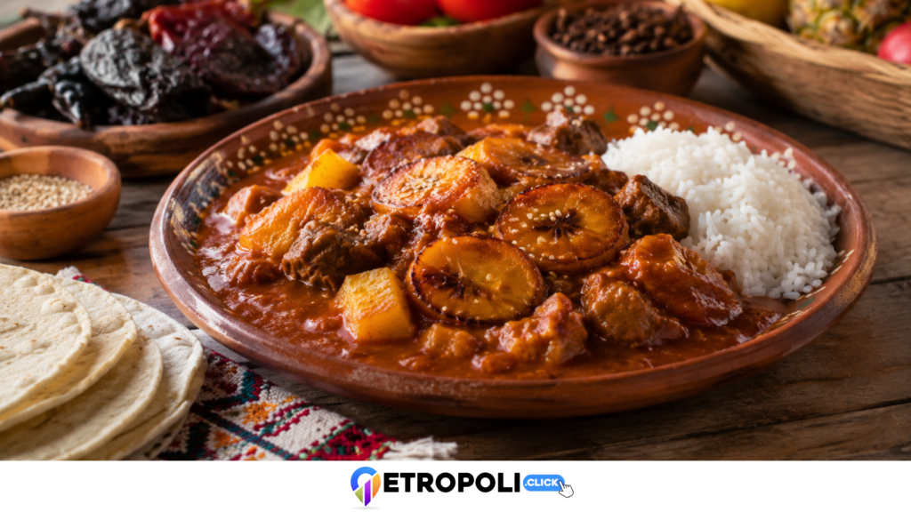 Cómo cocinar manchamanteles: receta mexicana tradicional con chile, fruta y carne