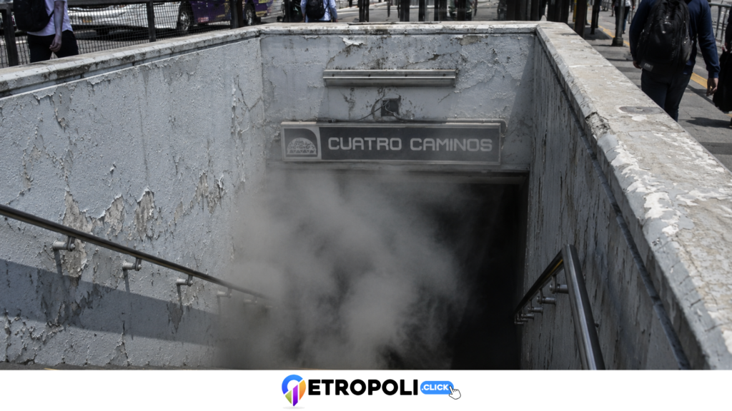 Reportan humo en la estación vieja de Cuatro Caminos / toreos; investigan posible incendio en pasillo