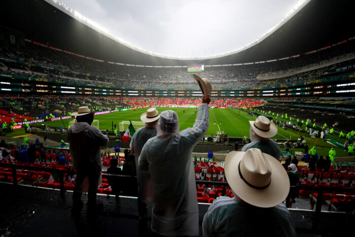 mexico inglaterra retrasado una hora tormenta lluvia fifa 2 05062026 700x467 1